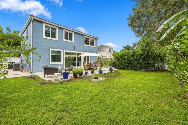 7930 Rockport Circle, Lake Worth, FL 33467