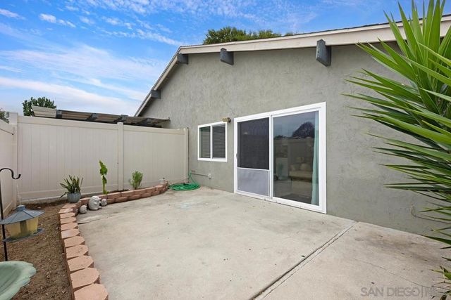 455 Los Arbolitos, Oceanside, CA 92058