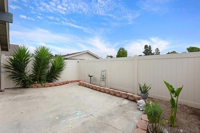 455 Los Arbolitos, Oceanside, CA 92058