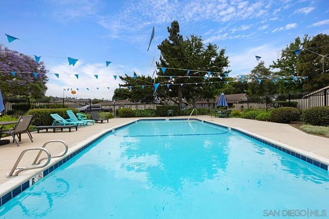 455 Los Arbolitos, Oceanside, CA 92058