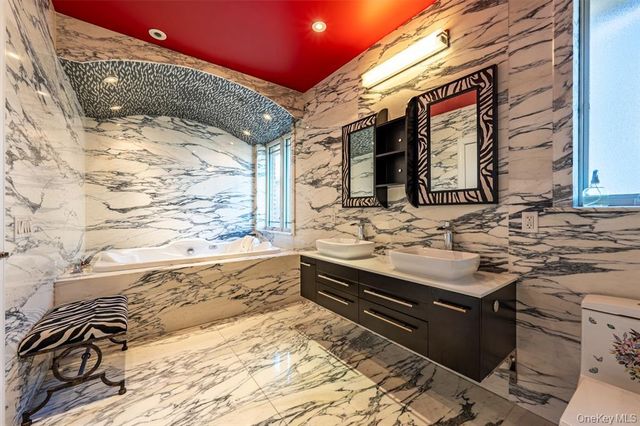 1903 Tomlinson Avenue, Bronx, NY 10461