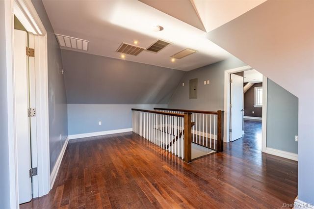 1903 Tomlinson Avenue, Bronx, NY 10461