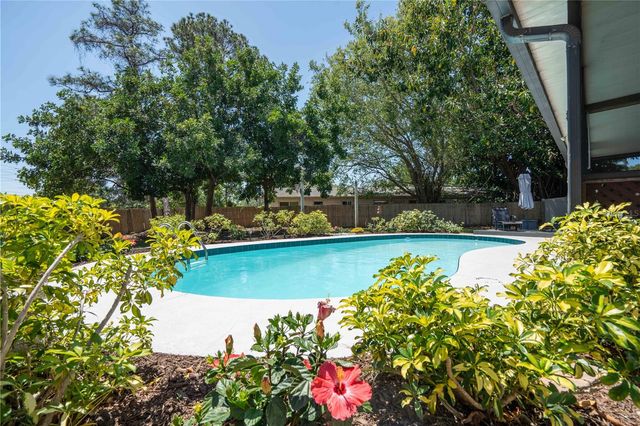 11438 126TH TERRACE, Largo, FL 33778