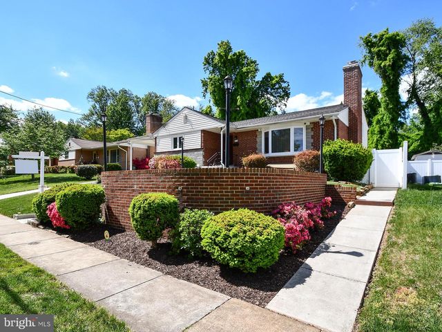 9823 SINGLETON DR, Bethesda, MD 20817