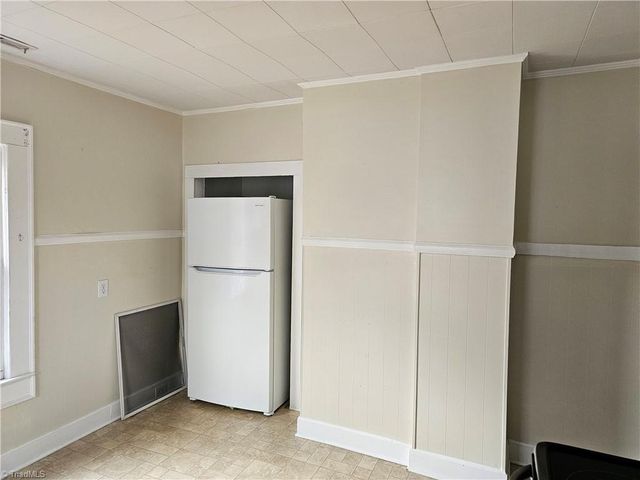 901 Grace Avenue, Burlington, NC 27217