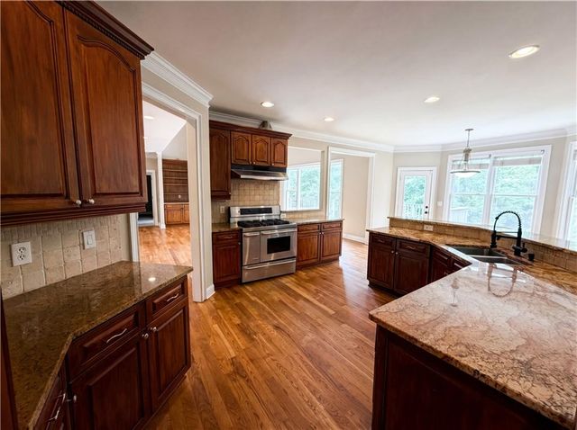 4710 Roswell Road, Marietta, GA 30062