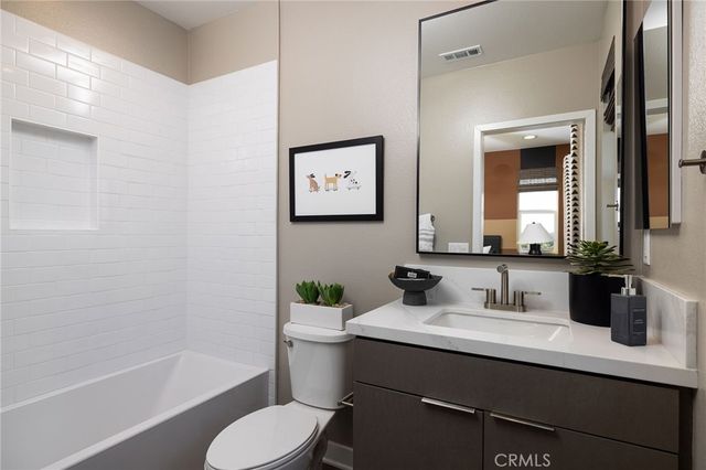 312 E Whittier Boulevard, La Habra, CA 90631