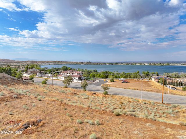 Shasta Place, Palmdale, CA 93550