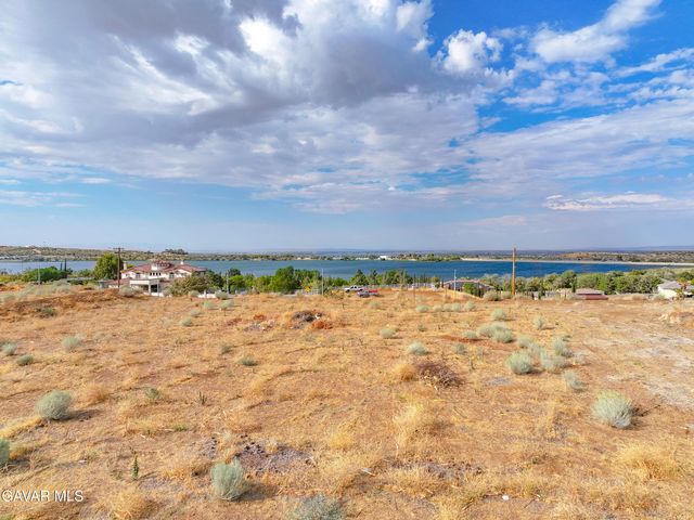 Shasta Place, Palmdale, CA 93550