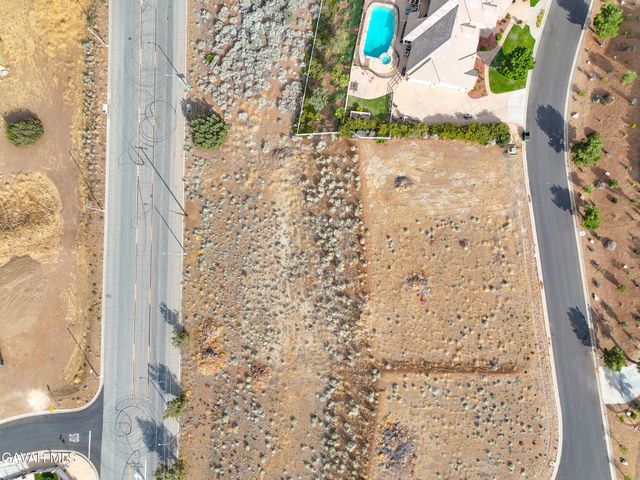 Shasta Place, Palmdale, CA 93550
