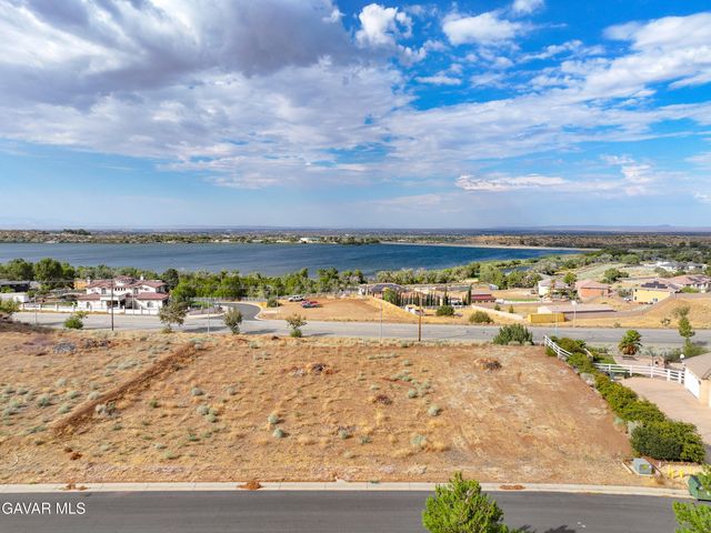 Shasta Place, Palmdale, CA 93550