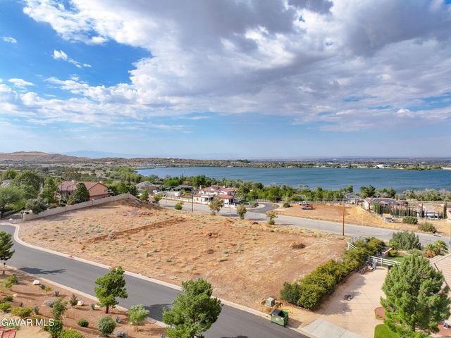 Shasta Place, Palmdale, CA 93550