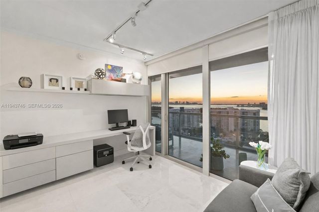 6799 Collins Ave CPH06, Miami Beach, FL 33141