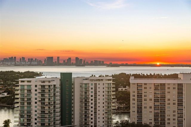 6799 Collins Ave CPH06, Miami Beach, FL 33141