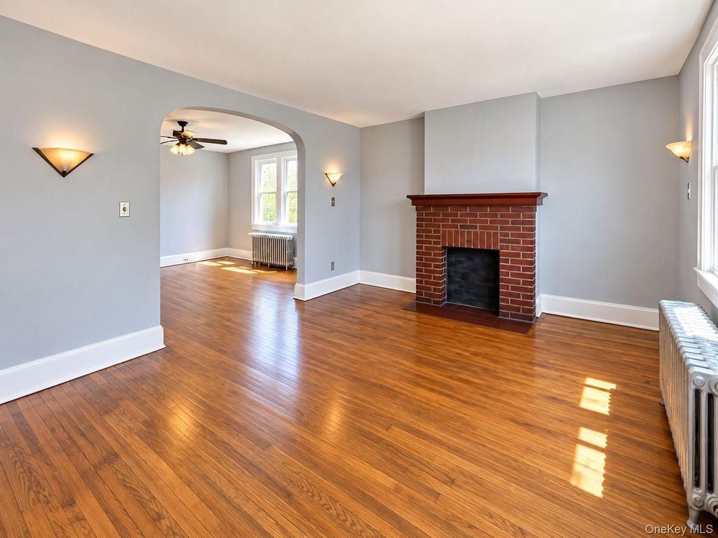 26 Hasbrouck Street, Newburgh, NY 12550 — photo 2