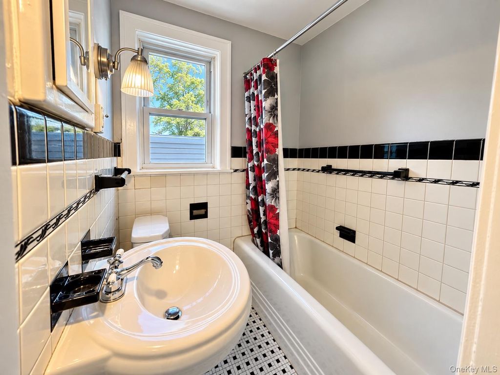 26 Hasbrouck Street, Newburgh, NY 12550 — photo 5