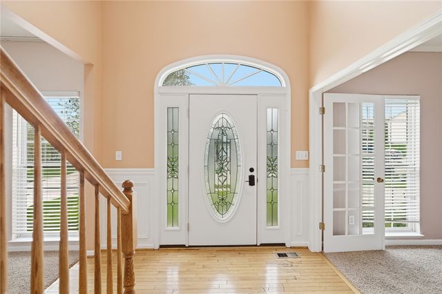 44 Ridge Wood Drive, Monroe, OH 45050