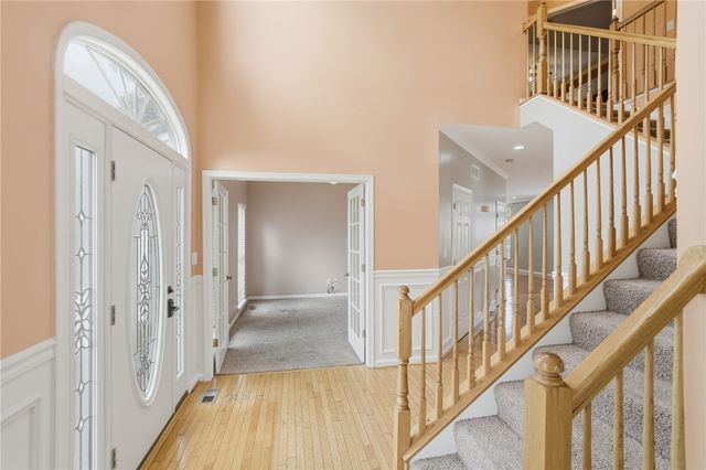 44 Ridge Wood Drive, Monroe, OH 45050