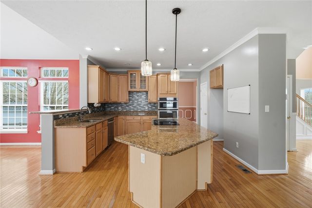 44 Ridge Wood Drive, Monroe, OH 45050