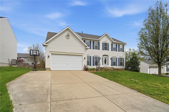 44 Ridge Wood Drive, Monroe, OH 45050