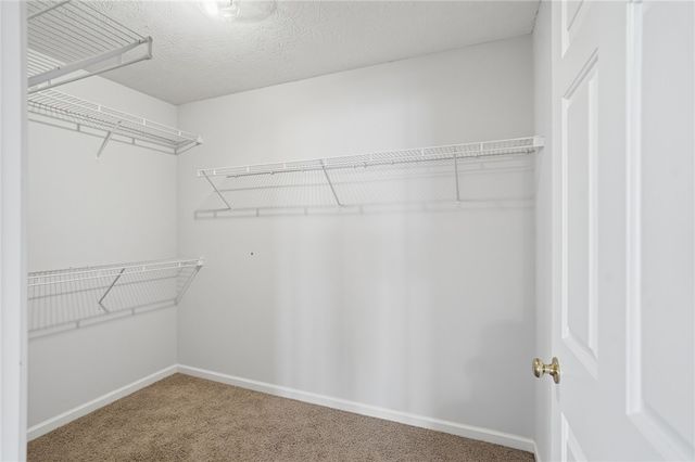 44 Ridge Wood Drive, Monroe, OH 45050