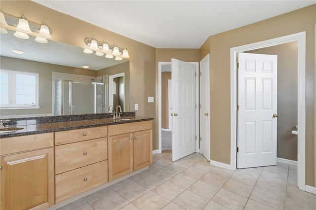 44 Ridge Wood Drive, Monroe, OH 45050
