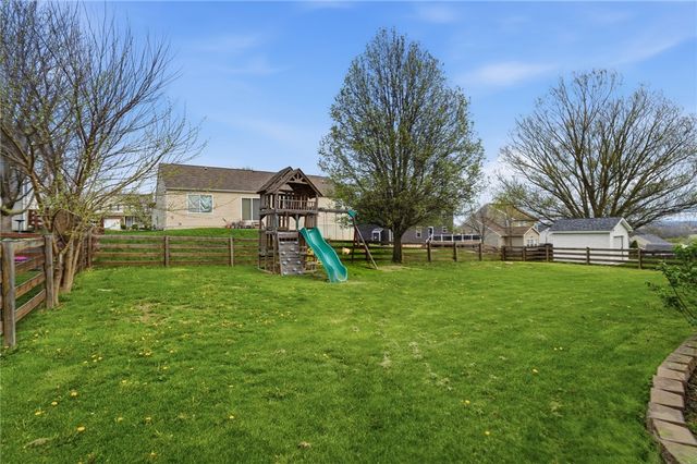 44 Ridge Wood Drive, Monroe, OH 45050