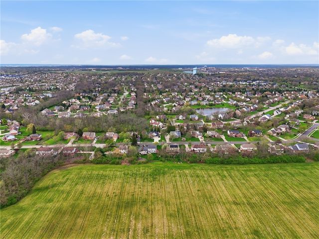 44 Ridge Wood Drive, Monroe, OH 45050
