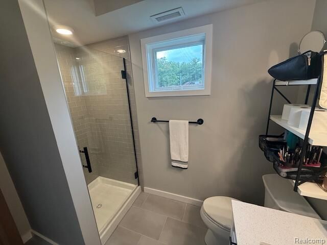 225 E 17th Street 2C, Traverse City, MI 49684