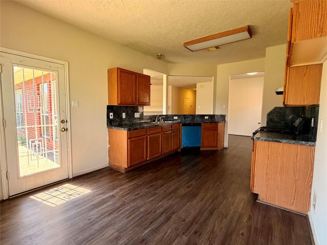13423 Agarita Lane, Houston, TX 77083
