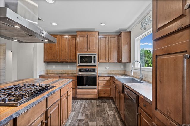 7870 Ranch Road 165, Blanco, TX 78606