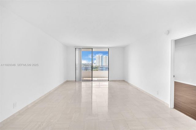 500 Three Islands Blvd 816, Hallandale Beach, FL 33009
