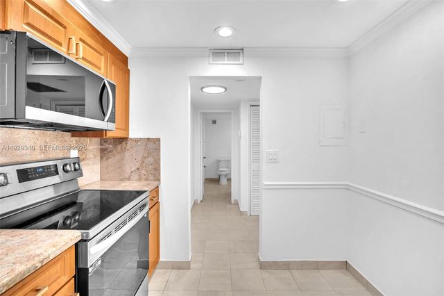 500 Three Islands Blvd 816, Hallandale Beach, FL 33009