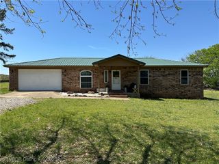 306 Dogwood, Pocola, OK 74902