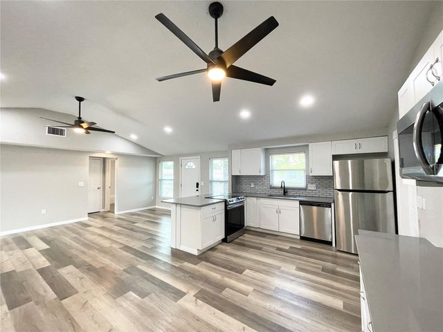 11241 YEWTREE AVENUE, Port Richey, FL 34668