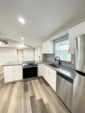 11241 YEWTREE AVENUE, Port Richey, FL 34668