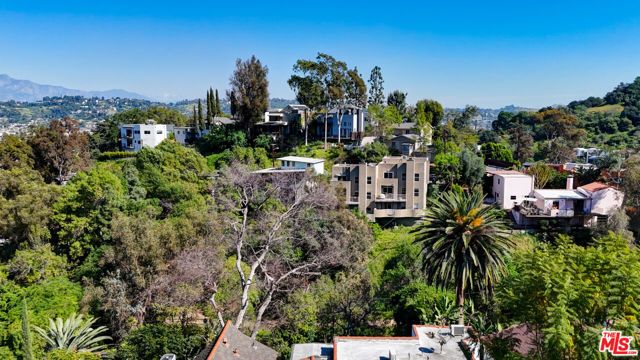 2367 Lake View Avenue, Los Angeles, CA 90039