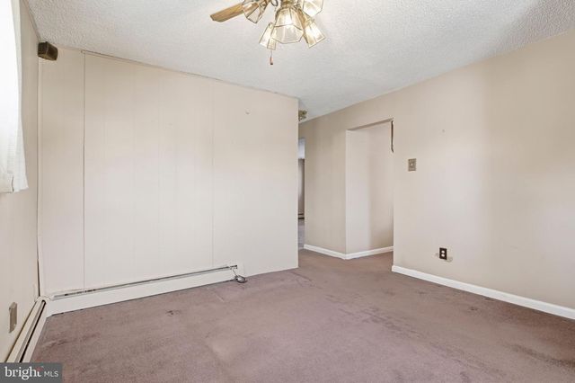 2704 QUAINT ST, Secane, PA 19018