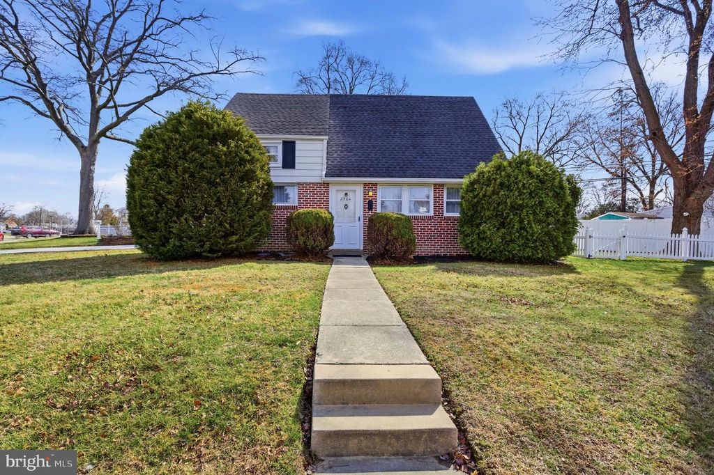 2704 QUAINT ST, Secane, PA 19018
