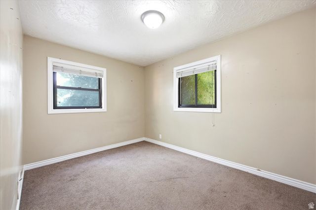 4372 S 375 E, Washington Terrace, UT 84405
