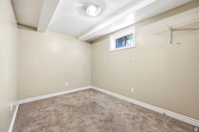4372 S 375 E, Washington Terrace, UT 84405