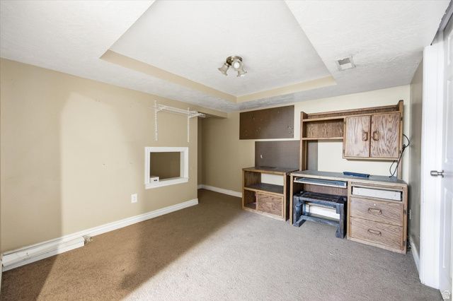 4372 S 375 E, Washington Terrace, UT 84405