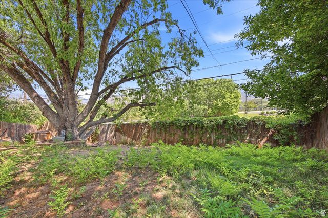 4372 S 375 E, Washington Terrace, UT 84405