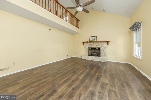 27 TRAPPER RD, Sewell, NJ 08080