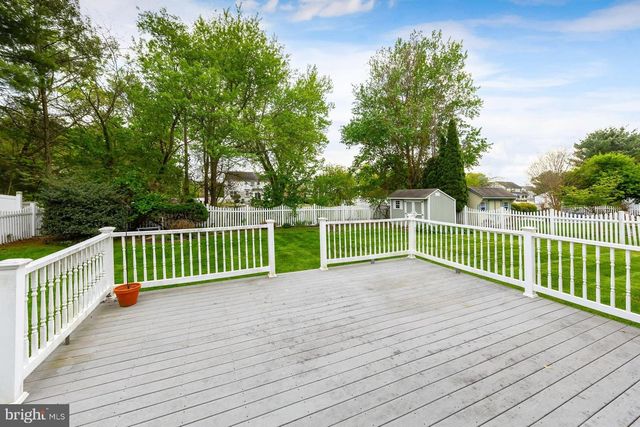 27 TRAPPER RD, Sewell, NJ 08080