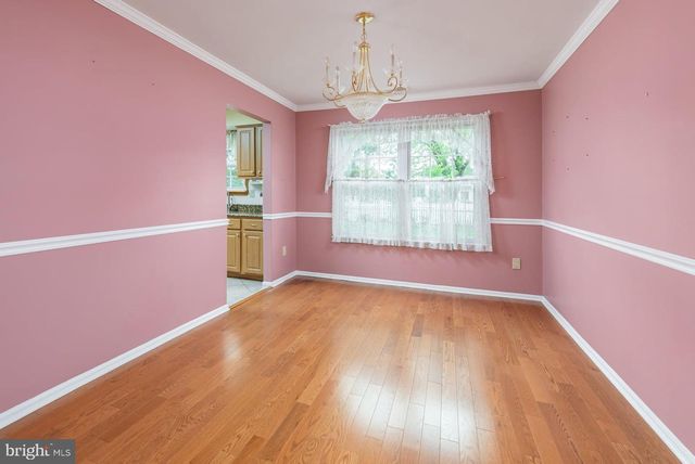 27 TRAPPER RD, Sewell, NJ 08080