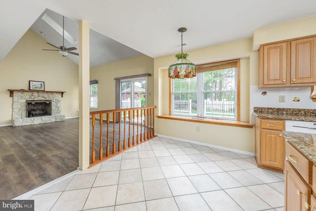 27 TRAPPER RD, Sewell, NJ 08080