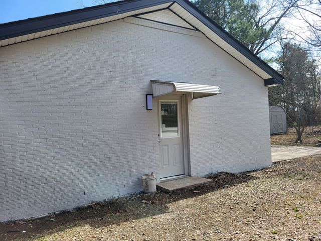 208 Forest Hills Dr, Clarksville, TN 37040