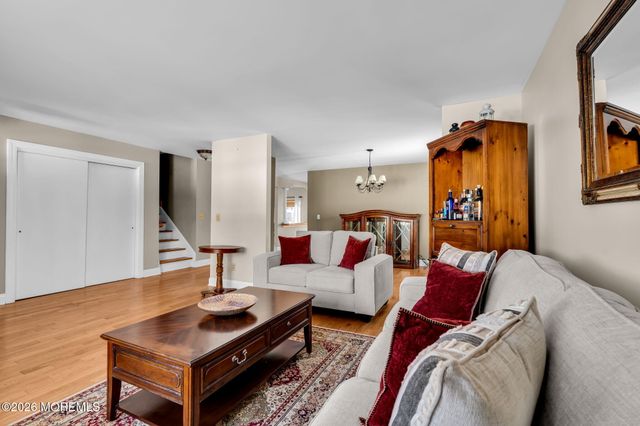 464 Penn Avenue N, Forked River, NJ 08731