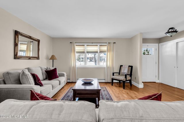 464 Penn Avenue N, Forked River, NJ 08731